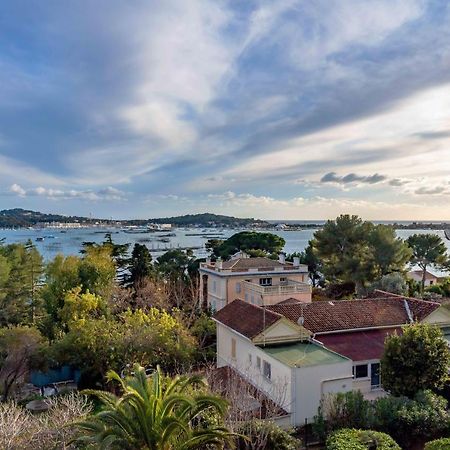 Studio Avec Vue Mer Et Terrasse ラ・セーヌ・シュル・メール エクステリア 写真